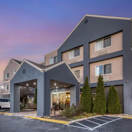 SureStay by Best Western Mount Pleasant Racine