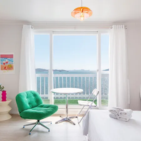 Taean Gallary Pension