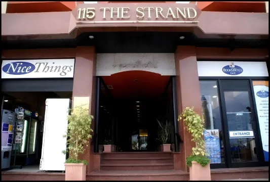 115斯特蘭德套房飯店