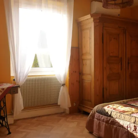 Geranium Apartment