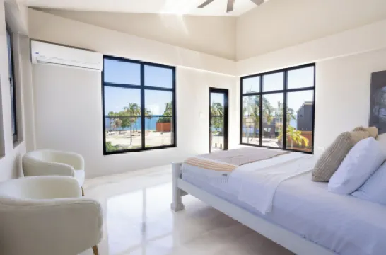Bullock Island Hotels in 