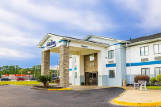 Baymont by Wyndham Port Wentworth Hotels in Chatham County