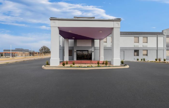 Spark by Hilton Muskogee