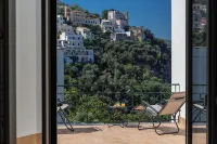 Villa la Pagaia - Scenic