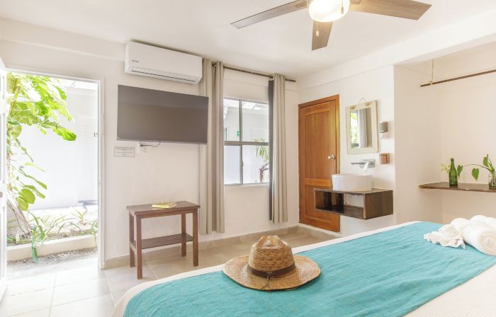 La Diosa Kali Beach Front Hotel