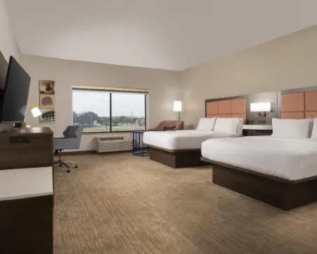 Hampton Inn & Suites Mansfield Hotels in Mansfield