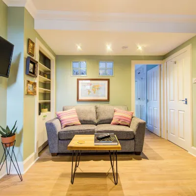 Snug 1 Bed Apartment Hotels near Alpine Coaster