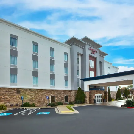 Hampton Inn North Little Rock-McCain Mall Отели в г. Норт-Литл-Рок