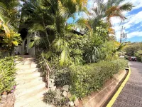 Casa de Palmas -Modern Villa in 4 Star Beach Resort Short Walk to Playa Hermosa!
