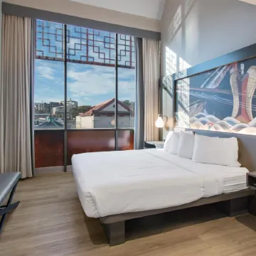Best Western Plus Dragon Gate Inn Отели рядом с достопримечательностью «Исторический район»