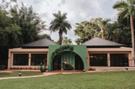 Iguazú Grand Resort Spa & Casino Отели в г. 