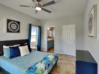 Bayside Abode - 2-Star