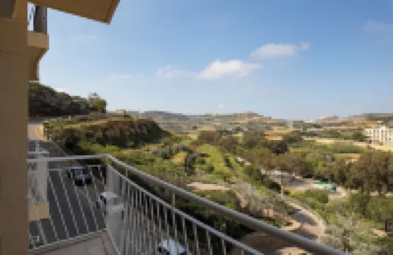 3BR Country Retreat with Large Terrace
