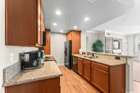 Modern 1Br Reno Retreat · Near Reno Events & Pool - Parvekkeita