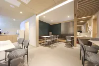 Dongnae Hound Hotel Sajik Minam Station - Auberges