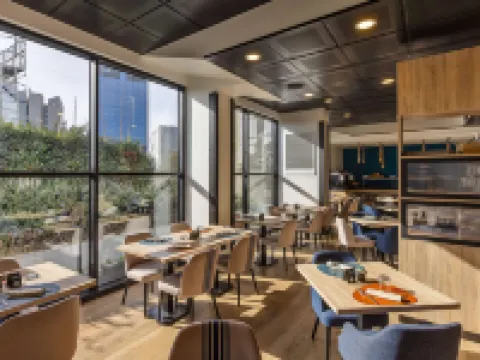 โนโวเทล เจโนวาซิตี้