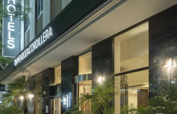 NH科迪勒拉酒店