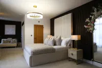 Cedar House Canterbury - Homestays