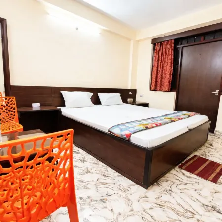 Hotel Arya Palace