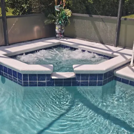 5 Star - 5 Br/4 Bath Villa - Perfect for Family Vacation. Minutes to Disney.