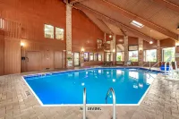 Rodeway Inn - Pools