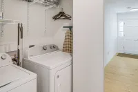 Overland Park Home Near Dtwn w/ Easy Hwy Access - Homestays