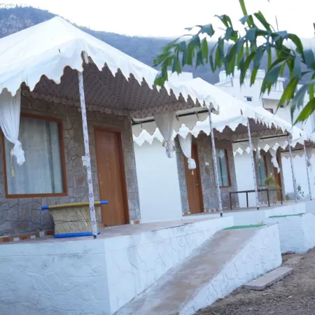 Narayani Bagh Resort And Restaurant