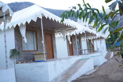 Narayani Bagh Resort And Restaurant