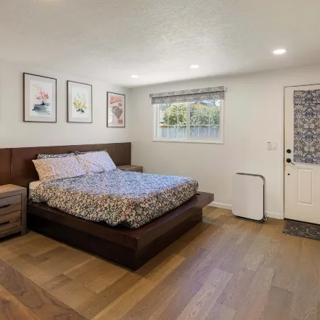 Zen Den - 10 Minutes To Autzen & Downtown 2 Bedroom Home