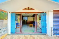 Classic With Balcony Hotel Raj - 2-Star