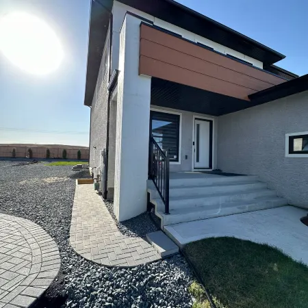 Cozy 2BR Suite at Winnipeg South