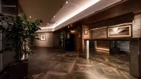 Y-Hotel