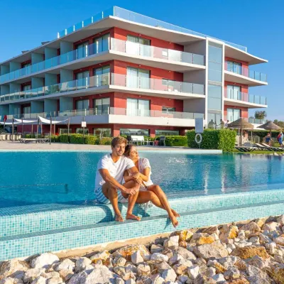 Agua Hotels Riverside Hotel berhampiran Pantai Pintadinho