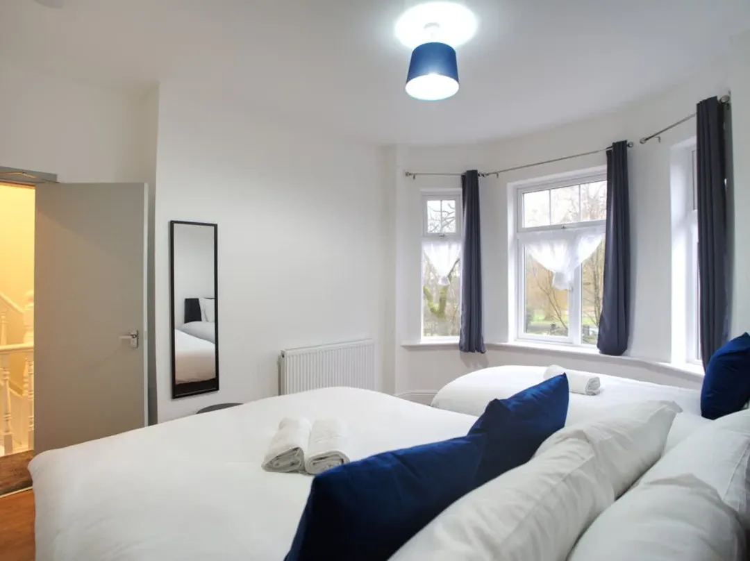 Sleeps 18 Lovely Mcr Home By City Superhost - 맨체스터