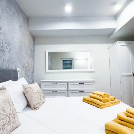 Fairmont Seafront Venice Suite by Ca-Sa Chec