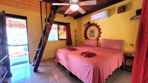 Hotelito Swiss Oasis, Playa Zicatela - Adults Only - Kitchen - Cocina - Parkering