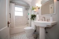 Luxury on Main / South