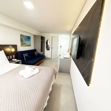 Arpoar Suites by Day by Day Отели рядом с достопримечательностью «Пляж Кабу-Бранку»