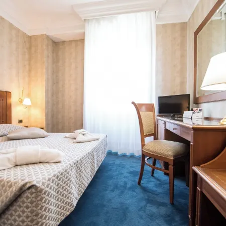 Quality Hotel Nova Domus Отели рядом с достопримечательностью «Трионфале»