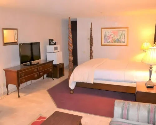 Merced Inn & Suites Hotels in Merced