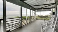 1111 Middle Street by Avantstay Charming Historic Cottage Featured in "dear John" Movie Beach Access