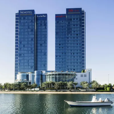 فندق نوفوتيل بوابة أبو ظبي Hotels near The Ritz-Carlton Beach