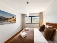 Hillside Elegance Apartment