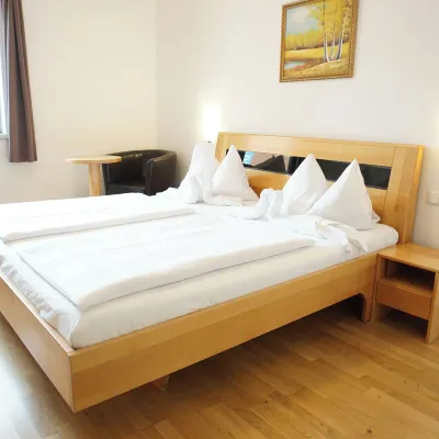 أوتل كافيموله Hotels near رينجستراس