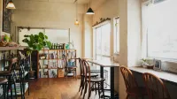 Route - Cafe and Petit Hostel