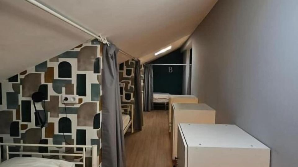 Aerostay Hostel