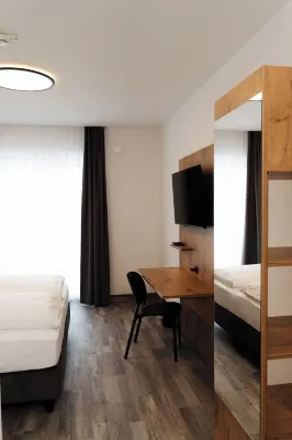 ML Business Hotel - Self-Check-in - 2-Star
