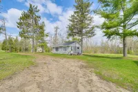 Walk to West Twin Lake: Remote Retreat w/ Yard - WiFi
