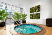 Peacock Suites - Resorts