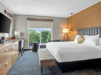 Beacon Suites Hotel Hotels near Central Square
